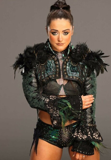 Lyra Valkyria hot pornstar image