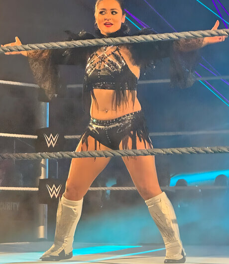 Lyra Valkyria pornstar pretty images