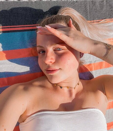 Vallixpauline sex actress image