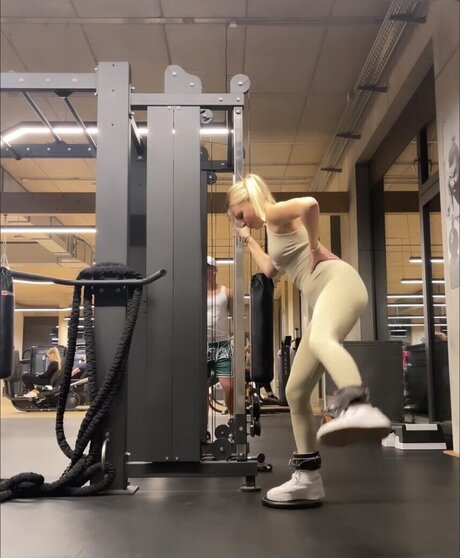 Vallixpauline best pornstar image