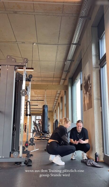 Vallixpauline star nude galleries