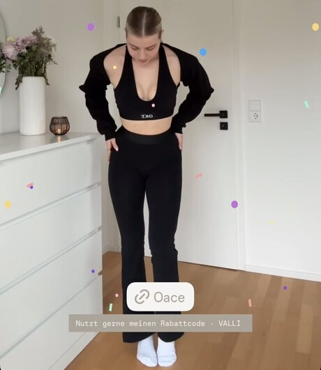 Vallixpauline beautiful pornstar img