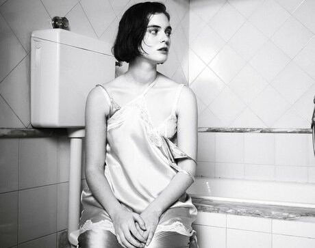 Caterina Ferioli pornstar img