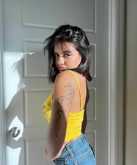 mature wife onlyfans hd photos