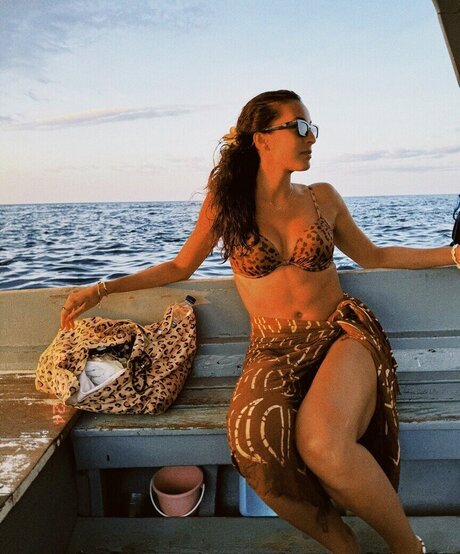 Sara Balzer hd model gallery