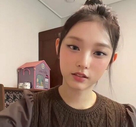 old young lesbian onlyfans beautiful porn image