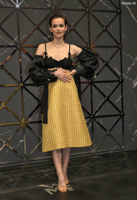 blowjob brunette onlyfans hot xxx pictures