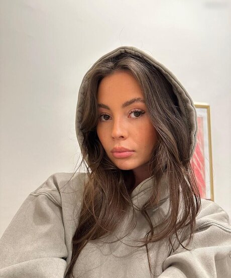 Celina Schacht pretty model pictures