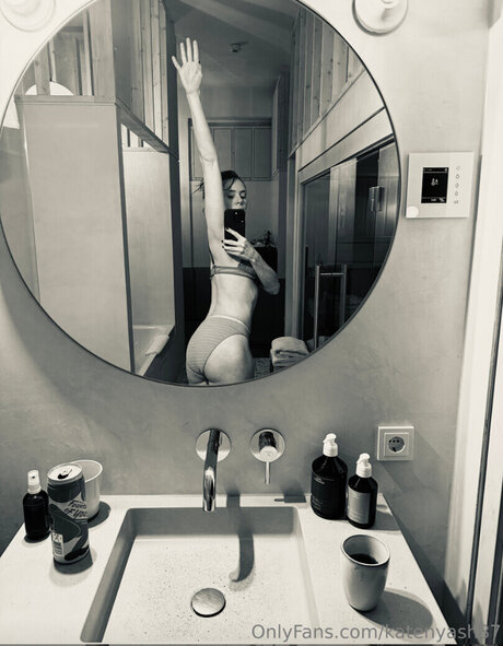 Kate Nash erotic star galleries