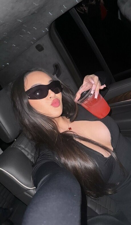 Sthu top model gallery