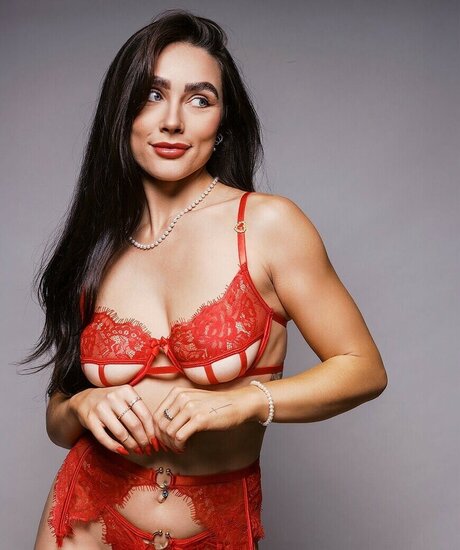 Emma Rosalie model photo