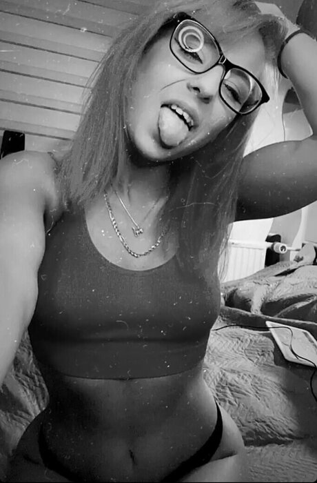 Redpearl star hot pictures