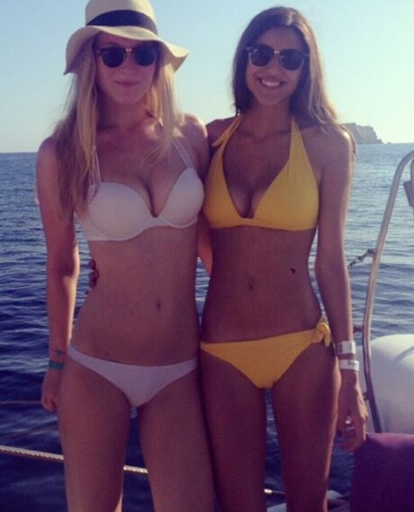 stepsister onlyfans nude image