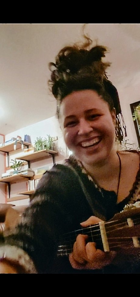 laulitha exclusive actress pic