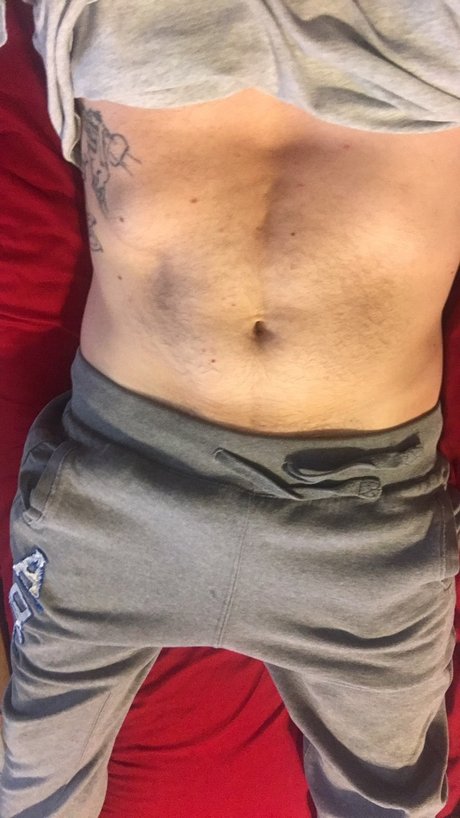 LARGE001 nude pornstar picture