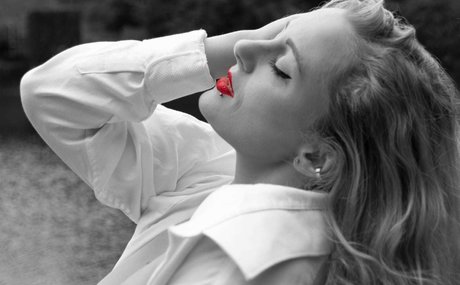 Lara Topaz star pornographic photo