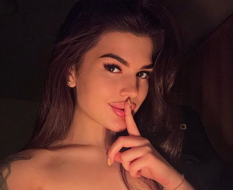 Maybebaby pornographic actress photo