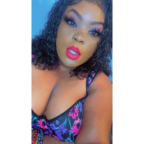 Lacie Dai model pics