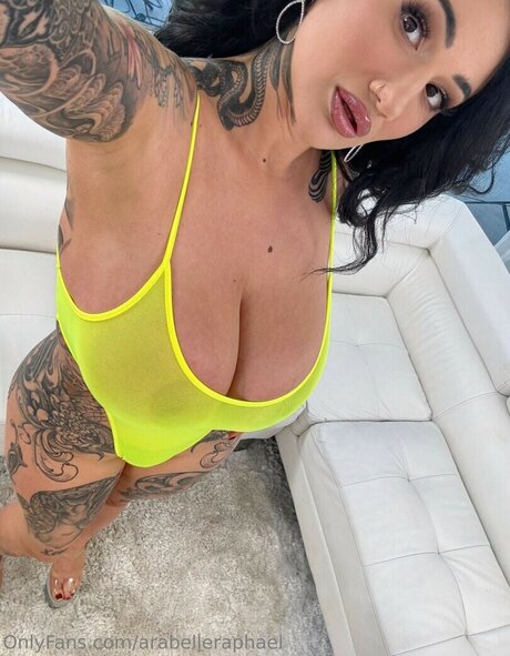 Arabelle Raphael nudes actress picture