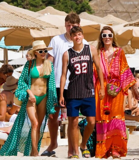 Sylvie Meis nude model pics