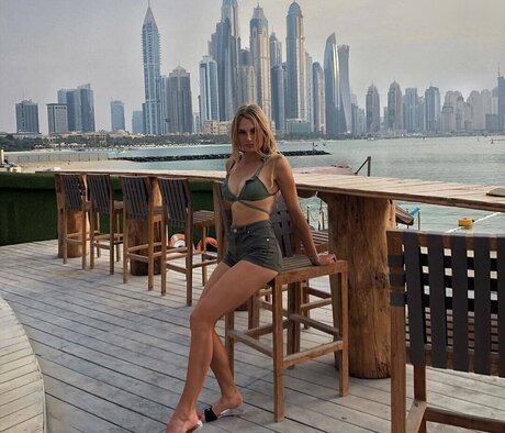 Prominent pornstar nudes image