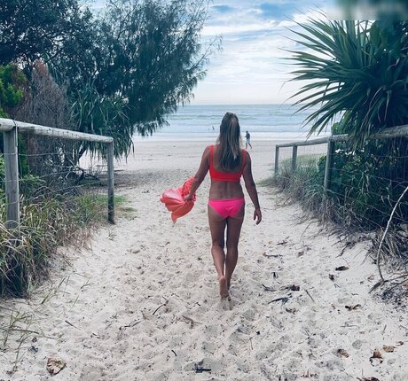 flat chested onlyfans hot img