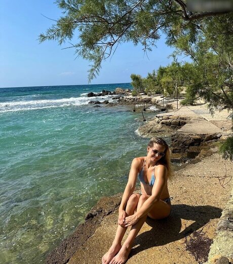 hottest teacher onlyfans hd image