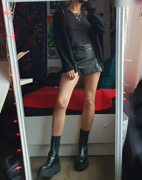 ebony smoking onlyfans xxx galleries