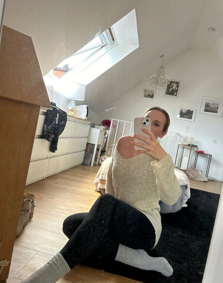 hottest teacher onlyfans hot pic