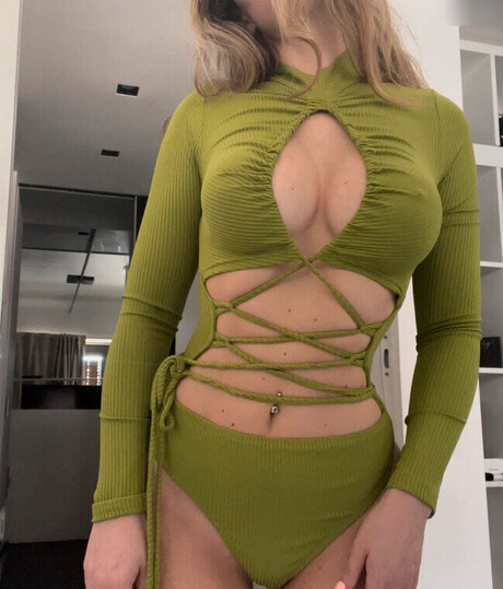 squirting onlyfans xxx image