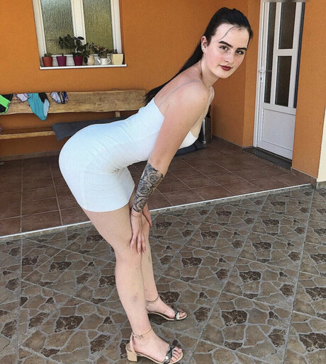 mature wife onlyfans nice photos