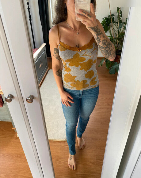 dark nipples onlyfans pornographic pic