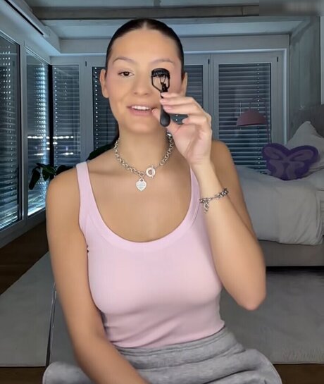 femdom facesitting onlyfans sex image