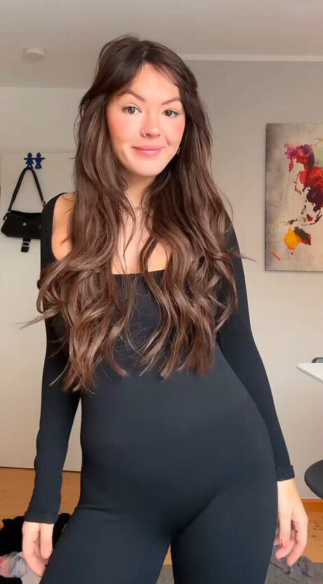 flat chested onlyfans free sexy gallery