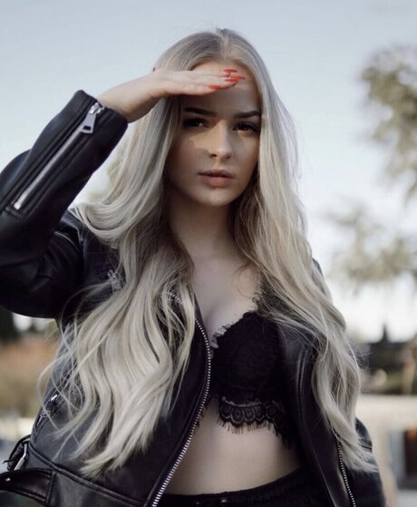 Zclina sex model photos