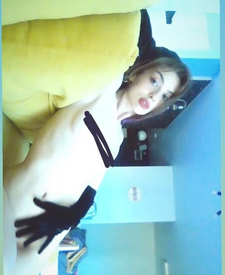 Hhotstuff pornstar erotic image