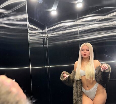 Lina Riccarda art pornstar images