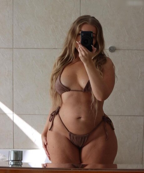 Emma Christina xxx model gallery