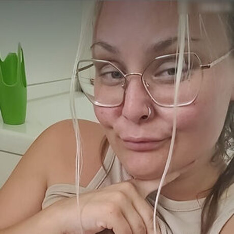 Pina Peach_ pornstar nude img