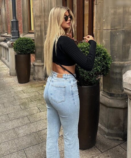 shemale cum in mouth onlyfans hot sex picture