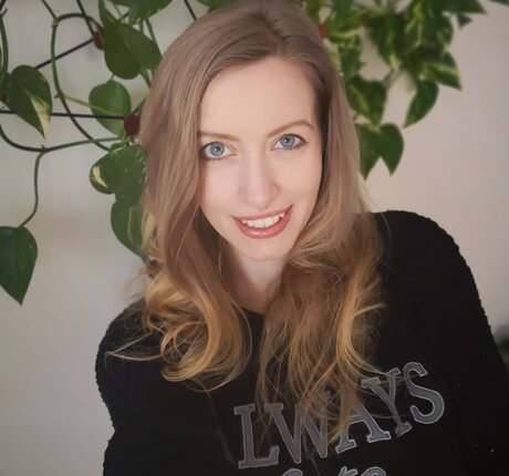 einfachsonina porn actress galleries