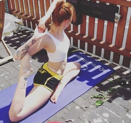 thick trans onlyfans porno photo