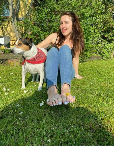 Goddess Croma model nude picture