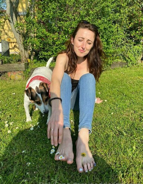 Goddess Croma star top pictures