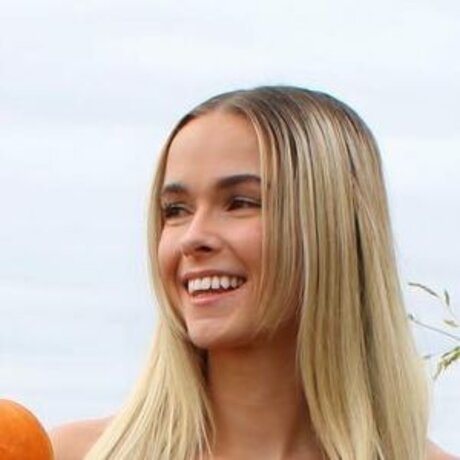 Karyn Best star naked pic