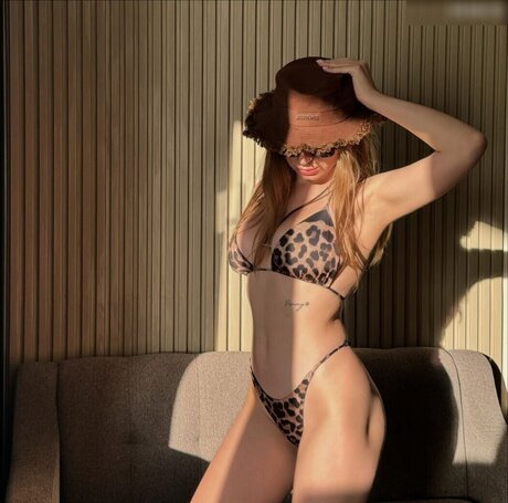 Surovoya nude star archive