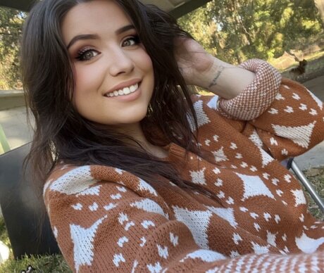 Astrolgygrl star naked pic