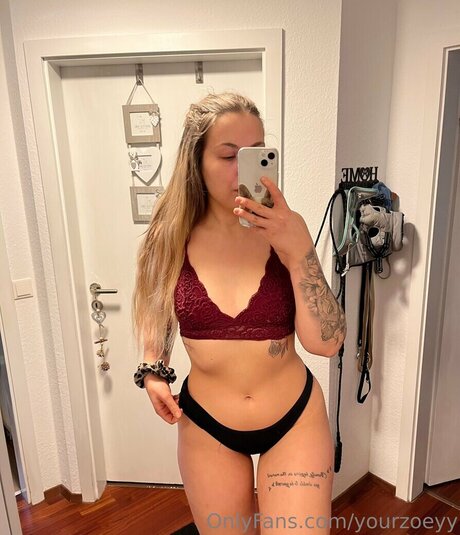 yourzoeyy star exclusive archive