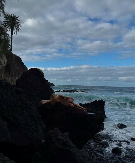 teen solo onlyfans hot xxx pics