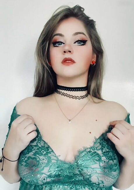 angel ng__ top model pics